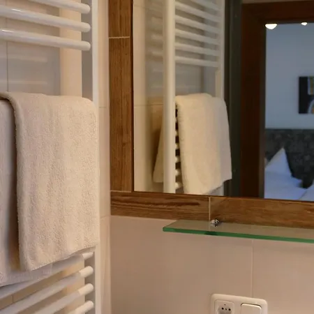 Apartament Gaestehaus Hochmuth Mayrhofen