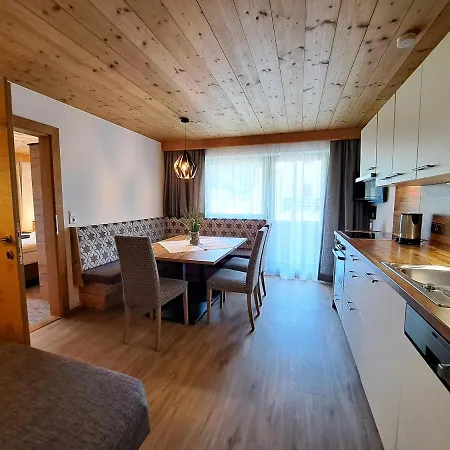 Gaestehaus Hochmuth Apartament