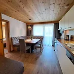 Gaestehaus Hochmuth Apartmán